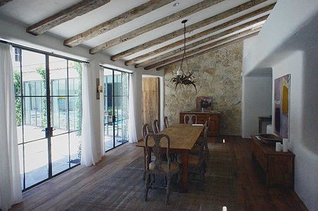 Enlarge photo 49