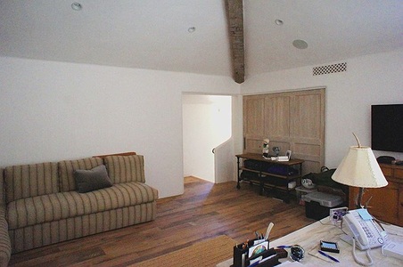Enlarge photo 92