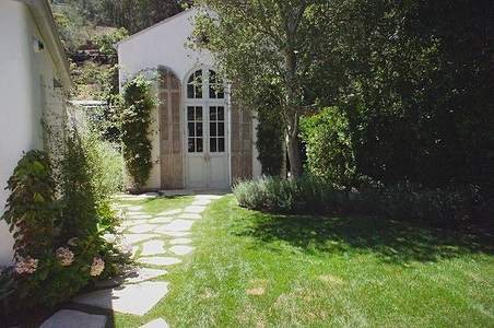 Enlarge photo 119