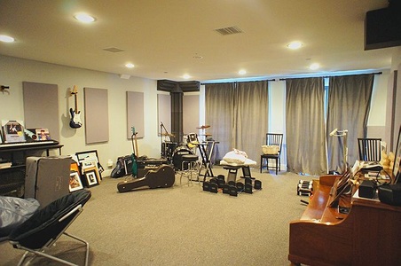 Enlarge photo 47