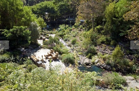 Enlarge photo 54