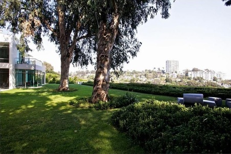 Enlarge photo 33