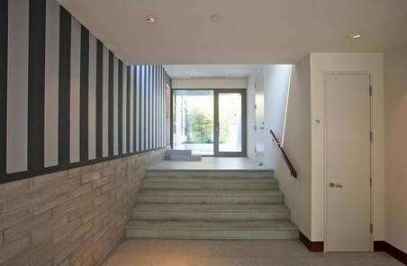 Enlarge photo 38