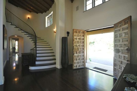 Enlarge photo 10