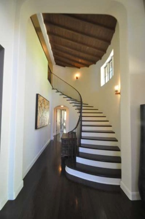 Enlarge photo 47