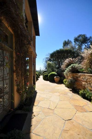 Enlarge photo 109