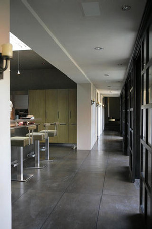 Enlarge photo 57