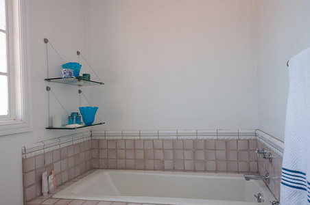 Enlarge photo 24