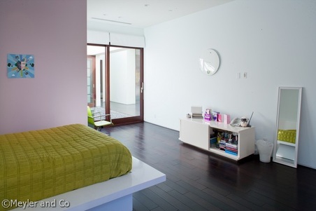 Enlarge photo 35