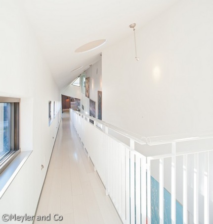 Enlarge photo 28