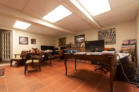 Enlarge photo 53