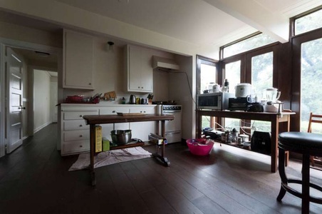 Enlarge photo 111