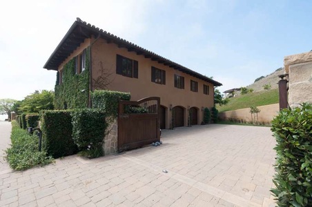 Enlarge photo 12