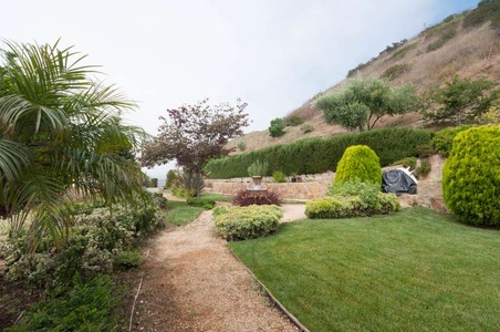 Enlarge photo 84