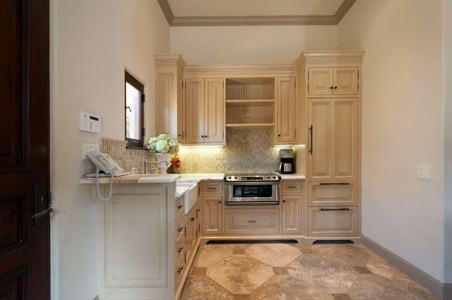 Enlarge photo 132