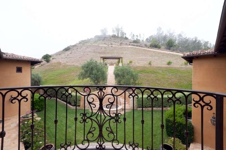 Enlarge photo 147