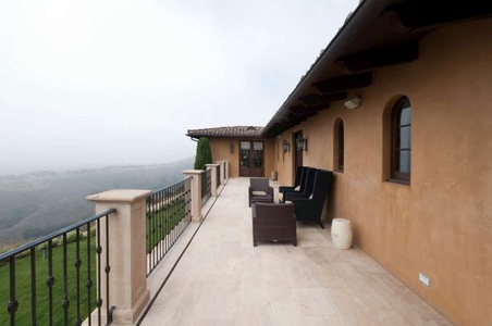 Enlarge photo 149