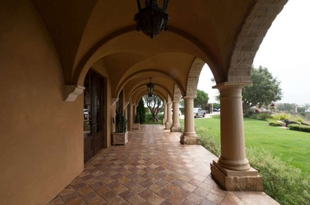 Enlarge photo 196