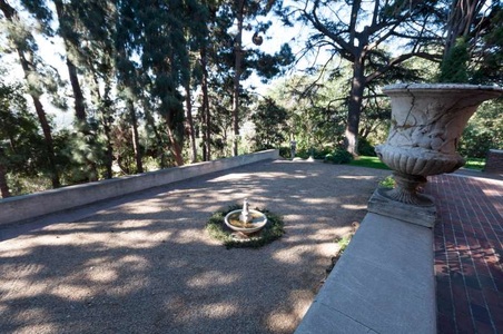 Enlarge photo 17
