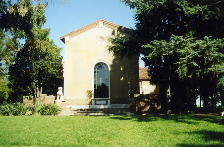 Enlarge photo 305