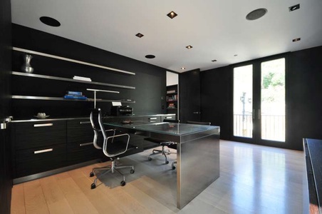 Enlarge photo 35