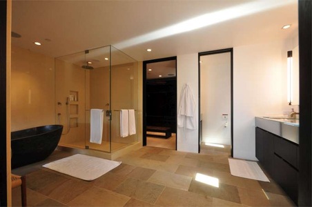 Enlarge photo 48