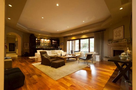 Enlarge photo 22