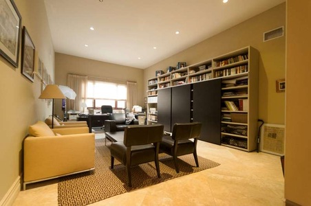 Enlarge photo 38