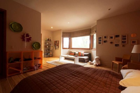 Enlarge photo 64