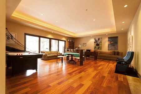 Enlarge photo 109