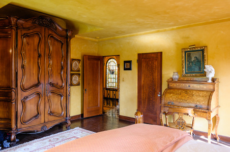 Enlarge photo 51