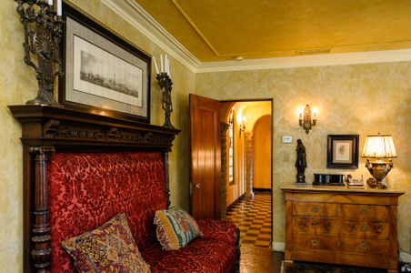 Enlarge photo 70