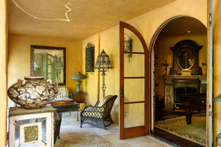 Enlarge photo 108