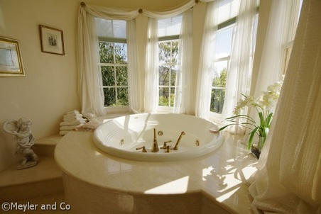 Enlarge photo 30