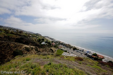Enlarge photo 69