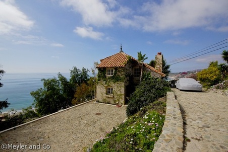 Enlarge photo 77