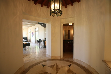 Enlarge photo 16