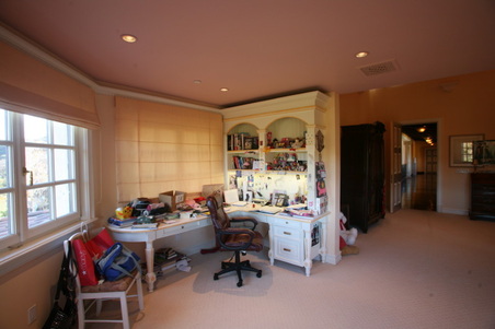 Enlarge photo 56