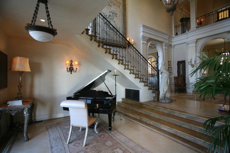 Enlarge photo 18