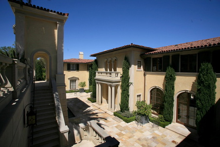 Enlarge photo 38