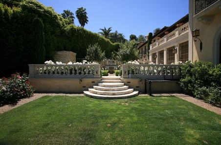 Enlarge photo 95