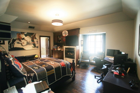 Enlarge photo 11