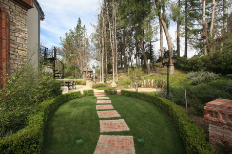 Enlarge photo 115