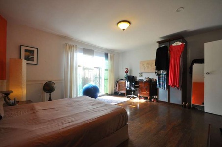 Enlarge photo 4