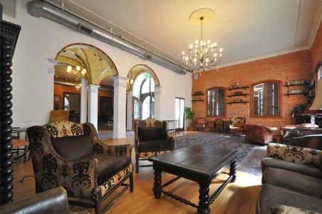 Enlarge photo 11