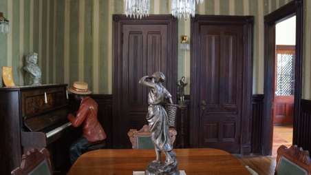 Enlarge photo 13
