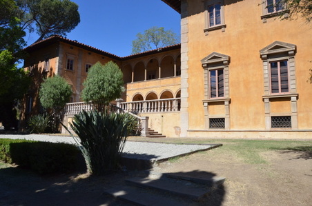 Enlarge photo 17
