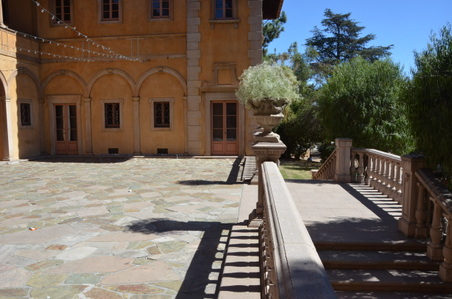 Enlarge photo 21