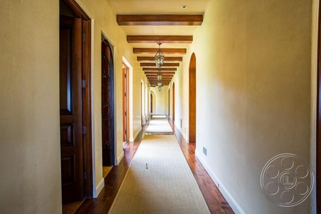 Enlarge photo 35