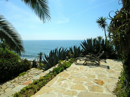 Enlarge photo 25